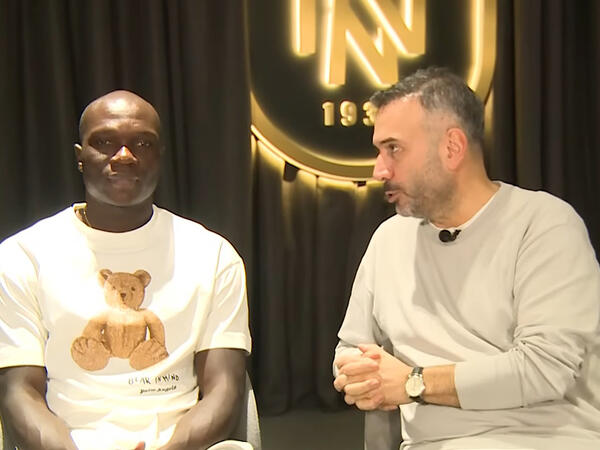 Abubakar “Neftçi”yə transferinin detallarını <span class="color_red">açıqladı</span>