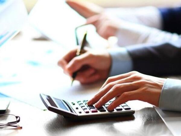 Atalıq məzuniyyəti gündəmdə - Valideynlər üçün yeni hüquqlar təklif edilir