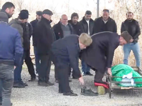 “Oğlum hələ uşaq idi, meyiti yox etməli idik...” - Tanınmış həkimin qızı - <span class="color_red">FOTO</span>