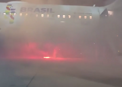 Braziliyada içində 180 sərnişin olan təyyarə alovlandı - VİDEO