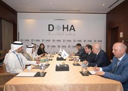 Hikmət Hacıyev Körfəz Əməkdaşlıq Şurasının rəhbəri ilə görüşüb