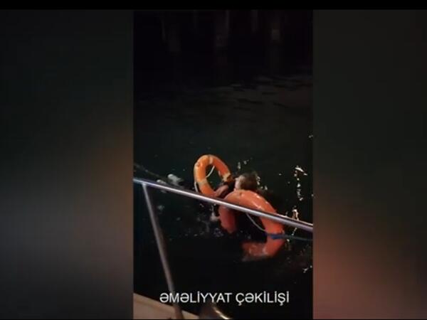 Ağ Şəhərdə dənizdə batan şəxs xilas edildi - <span class="color_red">VİDEO</span>