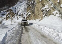 Xınalıqda köməksiz qalan turist xilas edildi