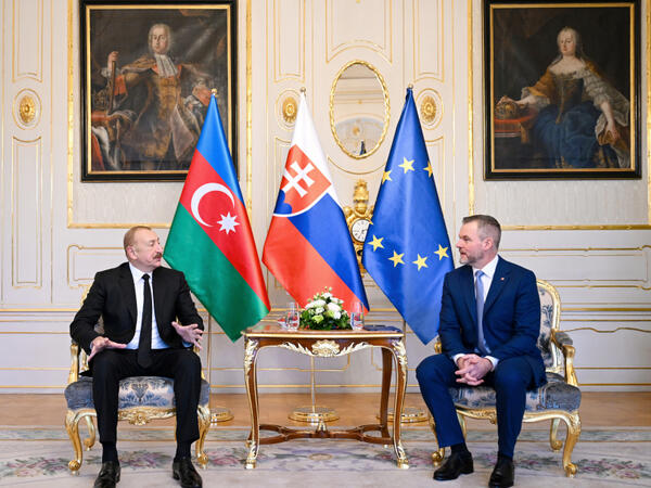İlham Əliyevin Slovakiya Prezidenti ilə təkbətək görüşü olub - <span class="color_red">FOTO</span>