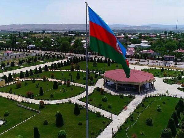 Məcburi köçkünlərə sevindirici xəbər - Qarabağda bərpa işləri sürətlənir