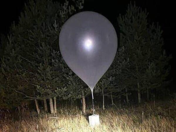 Litvada fövqəladə vəziyyət elan olundu - Şarlara görə