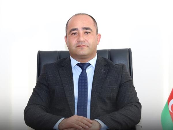 Mandatı ləğv olunan deputat xadiməni məhkəməyə veribmiş