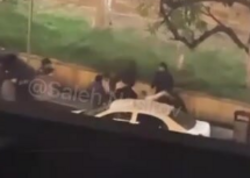 Bakıda küçənin ortasında kütləvi dava - <span class="color_red">VİDEO</span>