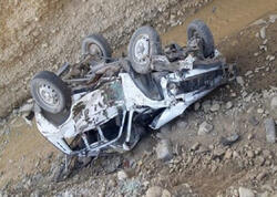 Lerikdə avtomobil dərəyə aşdı - Ölən var