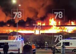 Sankt-Peterburqda bazar yanır - <span class="color_red">VİDEO</span>