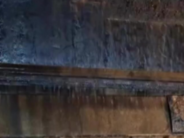 20 yanvar körpüsündə “şəlalə” yaranıb - <span class="color_red">VİDEO</span>