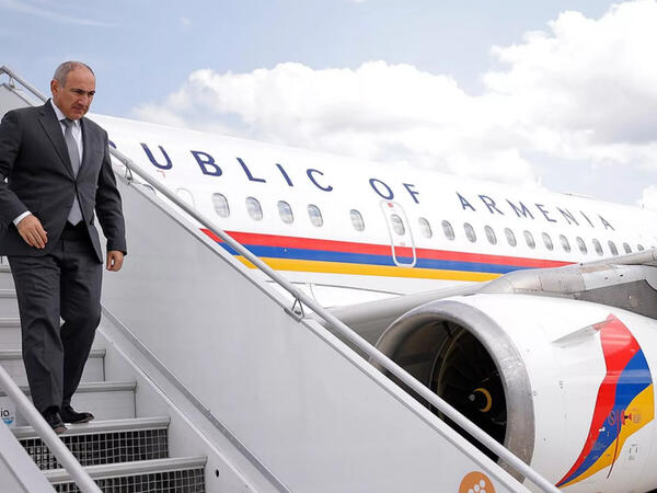 Paşinyanın təyyarəsinə Moskvaya enməyə icazə verilmədi