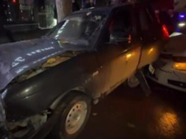 Sumqayıtda zəncirvari qəza - 8 maşın toqquşdu