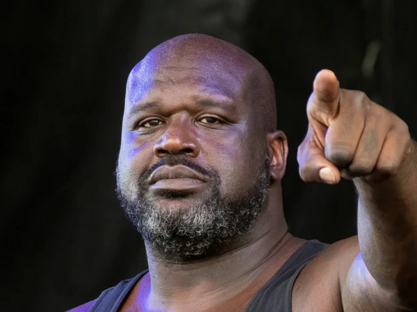 &quot;Qızlarım 24 yaşınadək oğlanlarla görüşə bilməz&quot;