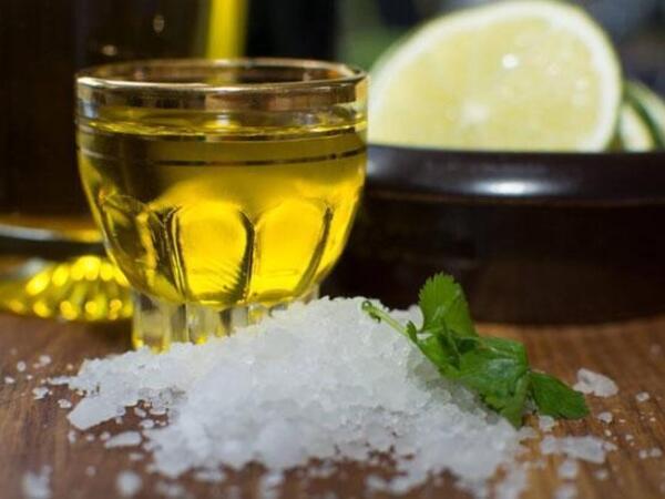 Zeytun yağına niyə duz əlavə olunur? - aromanı tamamilə dəyişdirən sirr