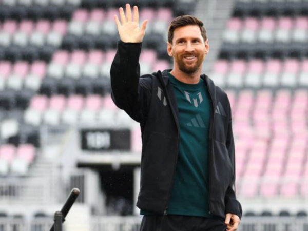 Messi Hindistanda - VİDEO