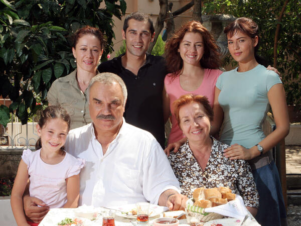 “Yaprak Dökümü”nün aktrisası TANINMAZ HALDA - <span class="color_red">FOTOlar</span>