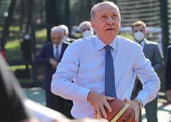 &quot;Həftədə 2-3 dəfə basketbol oynayıram&quot; - Ərdoğan - <span class="color_red">VİDEO</span>