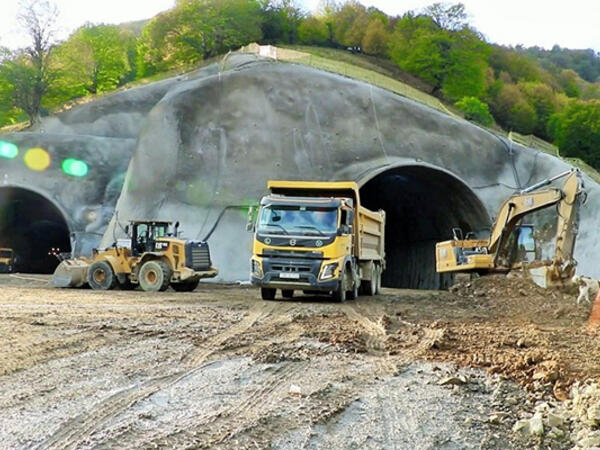 Laçında hərəkət olmayan tuneldə qəza törədən sürücü həbs edildi