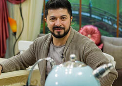 Aparıcının müğənnilərə dediyi söz QINANDI: “Bunları aparasan bağa, gətirməyəsən” - <span class="color_red">VİDEO</span>