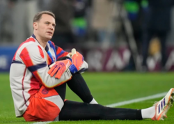 Manuel Noyer ciddi <span class="color_red">zədə aldı</span>