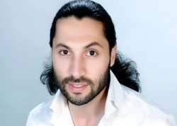 Azərbaycanlı müğənninin ailəsində xoş GÜN