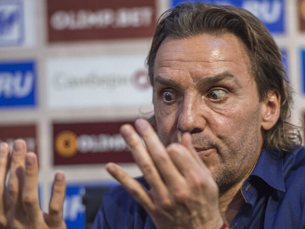 Rus məşqçi Türkiyə klubunu FIFA-ya <span class="color_red"> şikayət etdi</span>