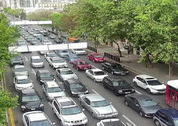 Azərbaycanda tıxac vergisi tətbiq oluna bilər: 5 MANAT - <span class="color_red">VİDEO</span>