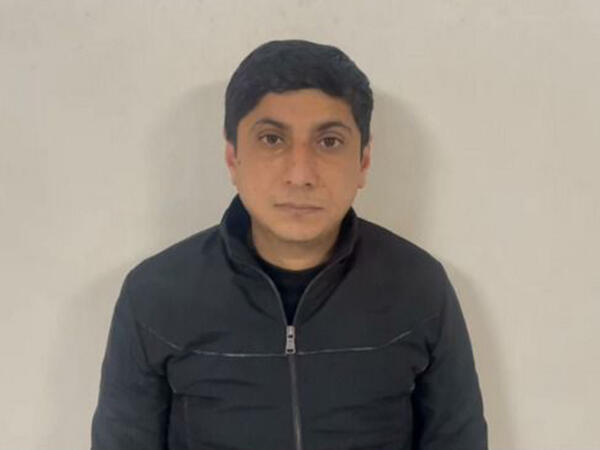Dövlət qurumlarında olan işlərin həllini vəd edirdi, həbs olundu