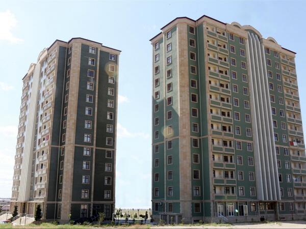 Masazırda “Məzun evi”ndə böhran: 370 ailə isti susuz qalıb