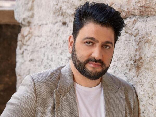 “Hazırda “bomj” kimi bir həyat yaşayıram...”