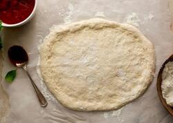 Orijinal pizza xəmiri resepti