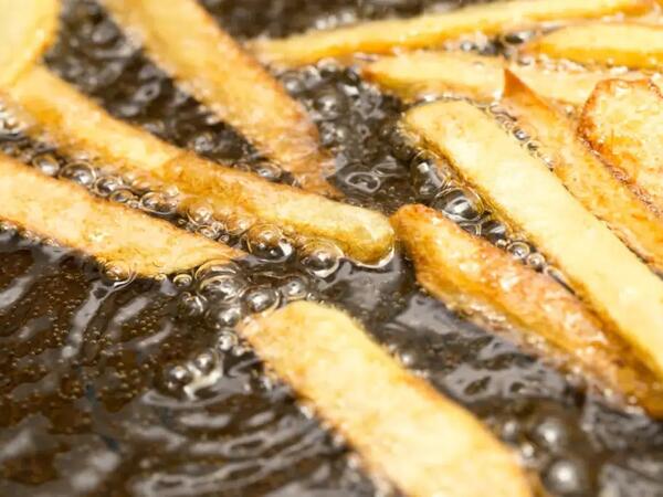 Qızartma yağ neçə dəfə istifadə oluna bilər? - Günəbaxan, qarğıdalı, zeytun yağı üçün hədd