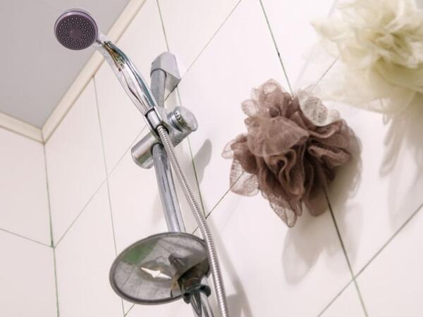 Ənənəvi duşlar gələcəkdə tarixə çevriləcək – ilk sifarişləri otellər verdi