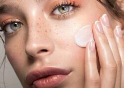 Orqanizmi təmizləyir, həzmi yaxşılaşdırır, dərini qoruyur - Detoksun faydaları