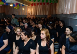 22 qadın məhkum azadlığa buraxıldı- 2-si övladı ilə birlikdə