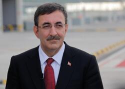 Cövdət Yılmaz Heydər Əliyevin məzarını və Şəhidlər xiyabanını ziyarət edib