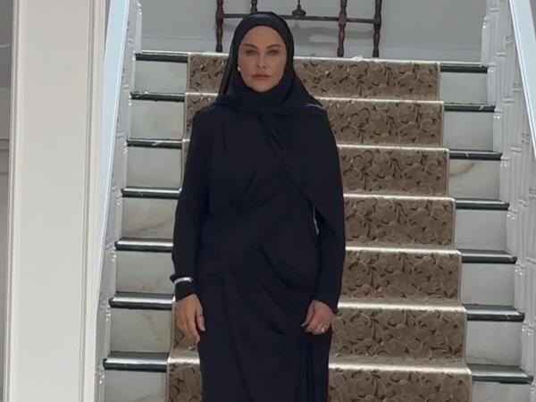 Hülya Avşar hicab bağladı - <span class="color_red">FOTO</span>