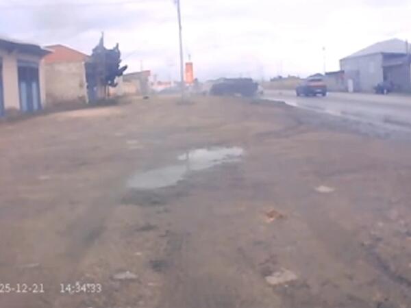 Bakıda 19 yaşlı oğlanın ölümünə səbəb olan qəzanın ANBAAN <span class="color_red">VİDEOsu</span>