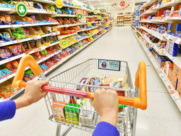 Azərbaycanda qiymətlər ucuzlaşa bilər - Vergi yükü azalır