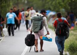 ABŞ-ni könüllü tərk edən miqrantlara 3 min dollar veriləcək