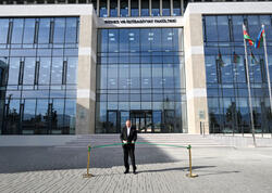 Dövlətimizin başçısı Qarabağ Universitetinin Biznes və iqtisadiyyat fakültəsinin binasının açılışında iştirak edib