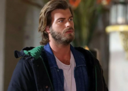 Bir reklamdan 4 milyon 200 min manat qazanacaq