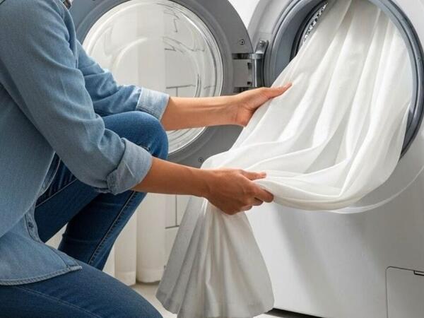 Pərdələri qar kimi ağardan təbii üsul: Cəmi bir məhsulla möhtəşəm nəticə