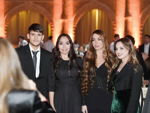Leyla Əliyeva və Arzu Əliyeva ilin idman yekunları ilə bağlı qala mərasimində iştirak ediblər - <span class="color_red">FOTO</span>