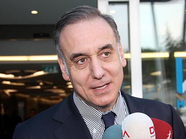 Türkiyədə tanınmış şəxslər saxlanıldı - Terror təşkilatına kömək edirmişlər... - <span class="color_red">FOTO</span>