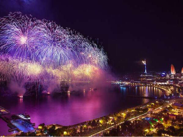 Yeni il gecəsi bulvara çıxanlara sevindirici xəbər