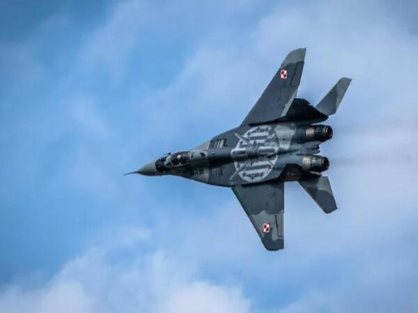 Rus təyyarələri hava məkanını pozdu: Polşa qırıcıları qaldırdı