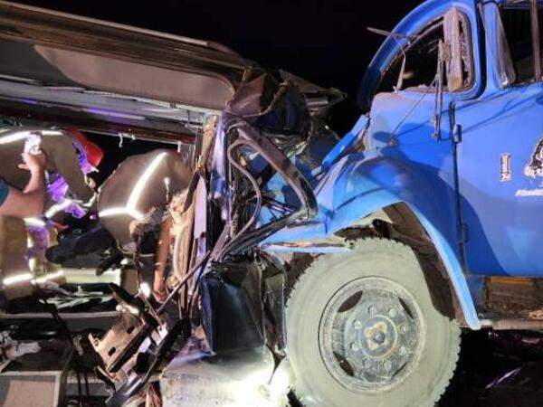 İrəvanda altı avtomobil toqquşub, 5 nəfər xəsarət alıb