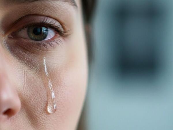 Psixologiya izah etdi: Bəzi insanlar niyə asanlıqla ağlaya bilir?